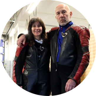 Mike Roscher & Anna Burkard, Rennfahrer-Duo und Roxor Testimonials