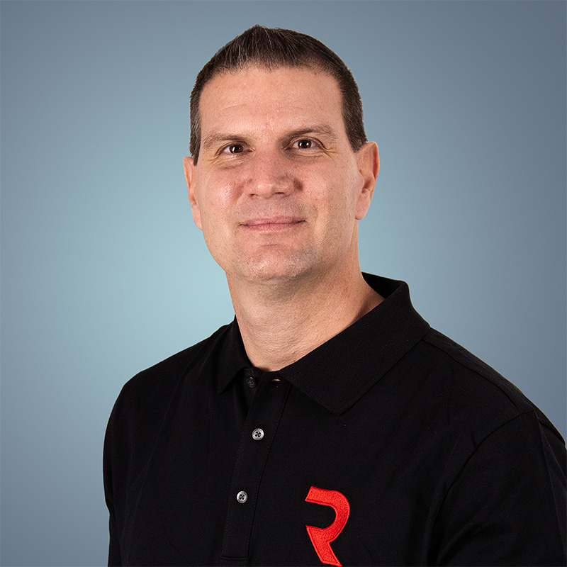Mirco Baumgartner , Lkw-Chauffeur bei LAEMMLE Chemicals AG.