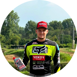 Robin Lüthi, Rennfahrer und Roxor Testimonial